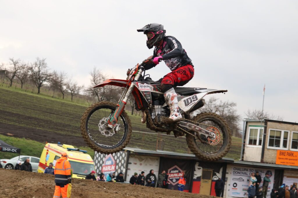 dfddf35e 95da 4d35 84e4 6975afe14c8c 34c1138a98b9247c5663d2b1b488c837 1