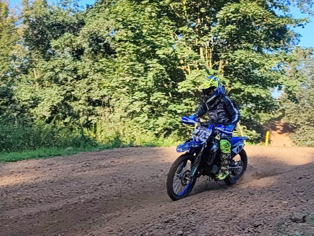 IMG 20240817 082236 BURST12 e1a90d6bf2c88ce119fb06f462f9eccf scaled 1