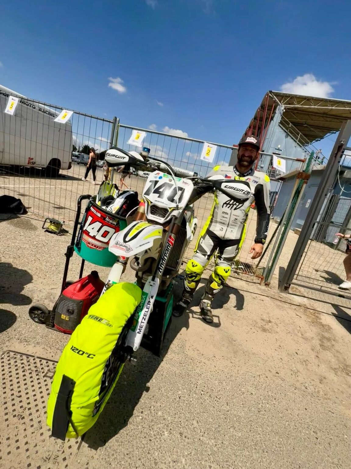 718e27fa790debe2f9f20047db7b021e 7111adec56fabe8b8768e4a59df6e0e9 1