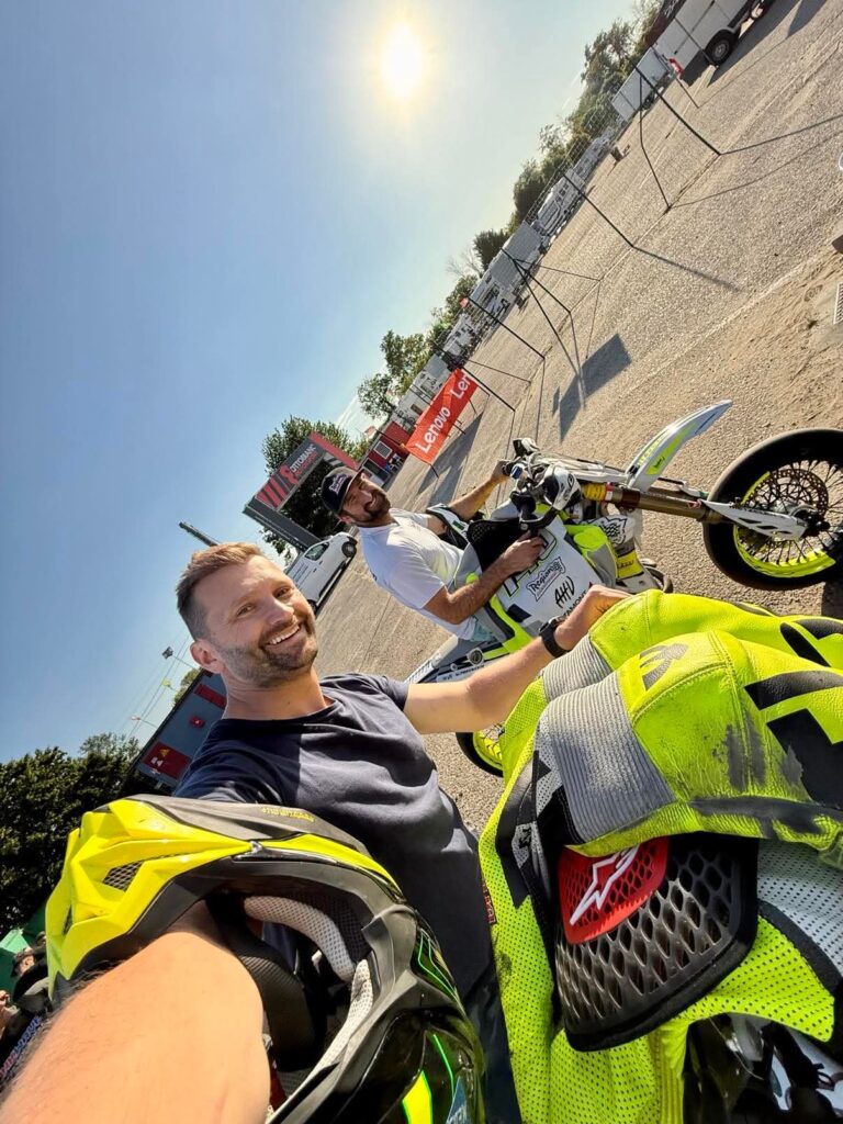 a8112f388c20559d826525a6f194e792 9ed09a2209a6b1a721f2dd54faa4439b 1