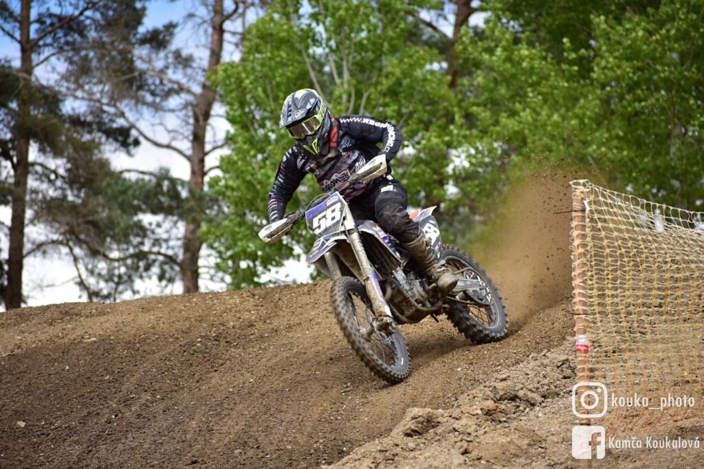 MDSC 0332 7fb242c2067de246e0270b8bf3e8d68c 1