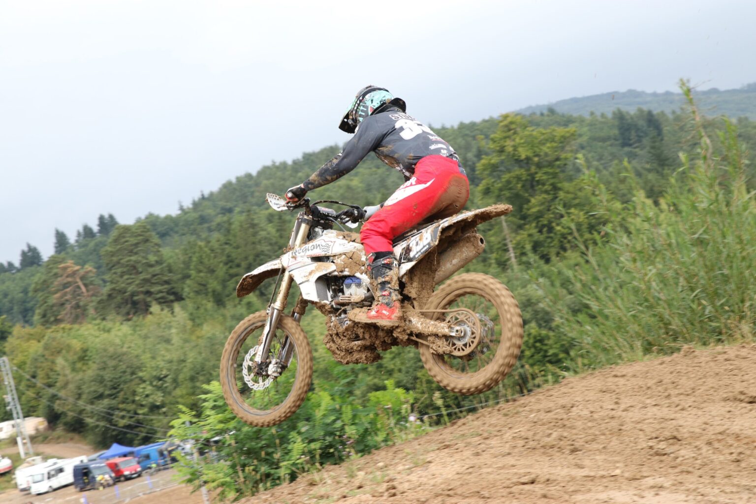 1000012774 4360eecd27e2bff65be88ad8523fbded scaled 1