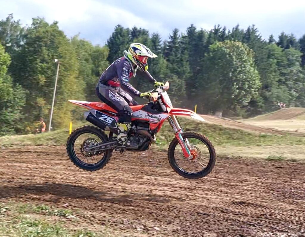 Screenshot 20251013 141021 Gallery 1613f1f7bb78f5171ab8c16a9d3f8d8d 2