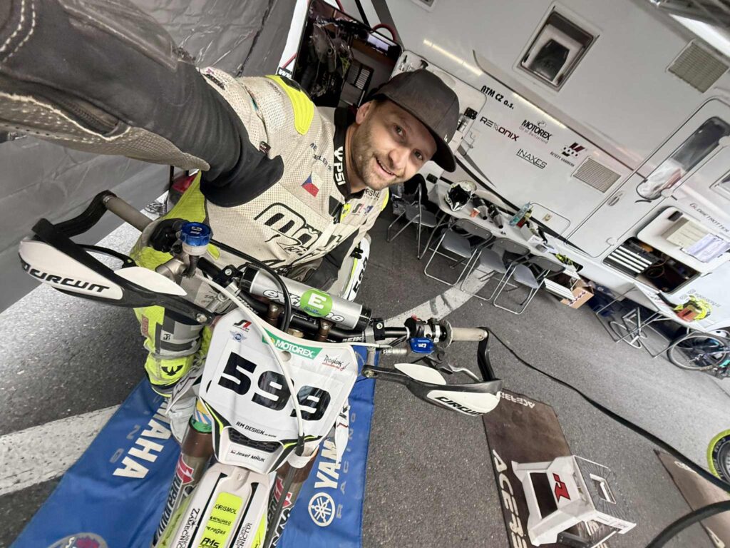 att.9JDcgySujMghKvDzEcaGbp0GFs6Gw8t11HR8LTHn13E 78b40a14a4f7454569c8d410ce044542 1