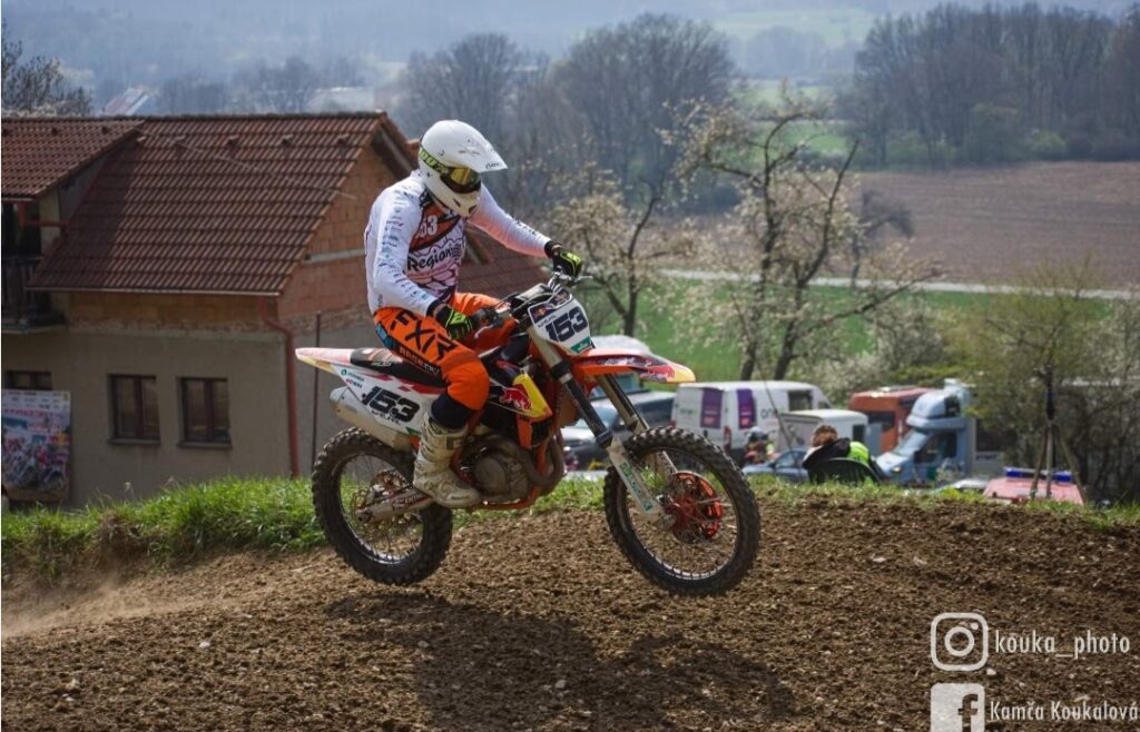 v hejkal 7 2a87f6489419960c3253edd1416133f1 2