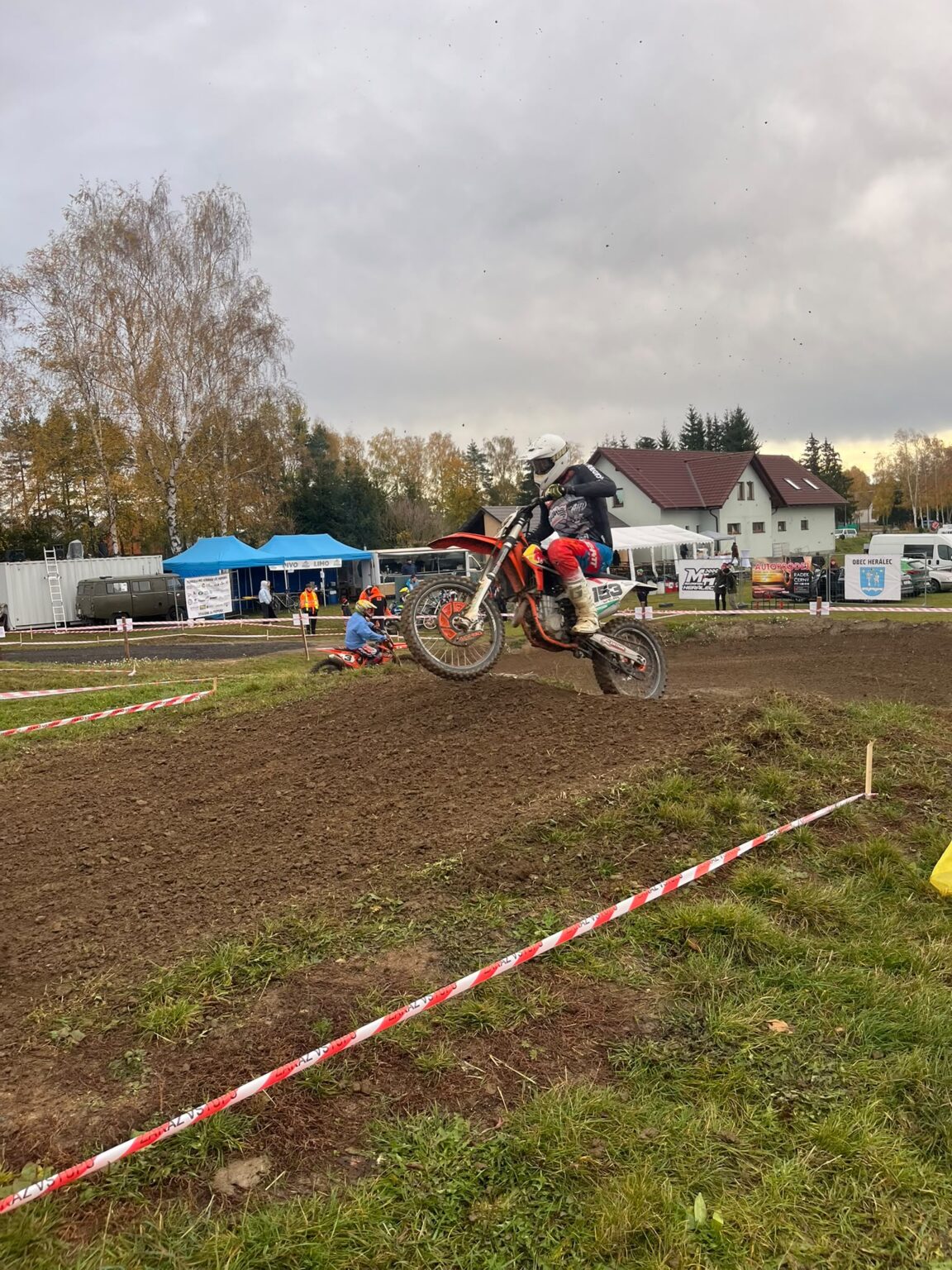 heralec Hejkal 5 c0b2ef0e1f9796d85f9d8865ed71aab4 1